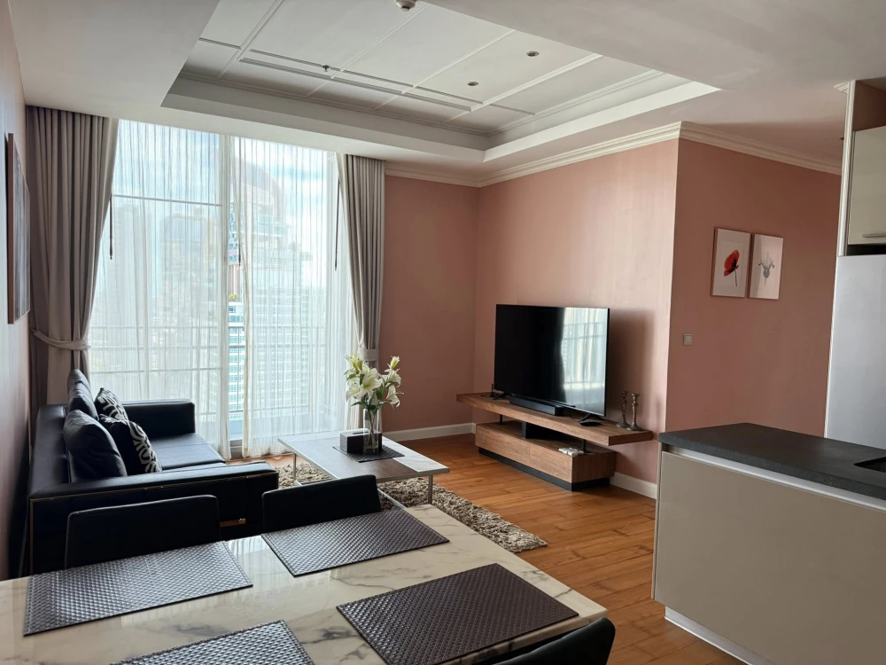 For rent: Quattro by Sansiri, 2 bedrooms. A lovely unit, fully furnished. Book now!