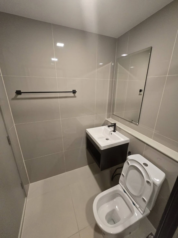 For rent: Quintara My'Den Phothinimith, ready to move in, fully furnished. Book now!