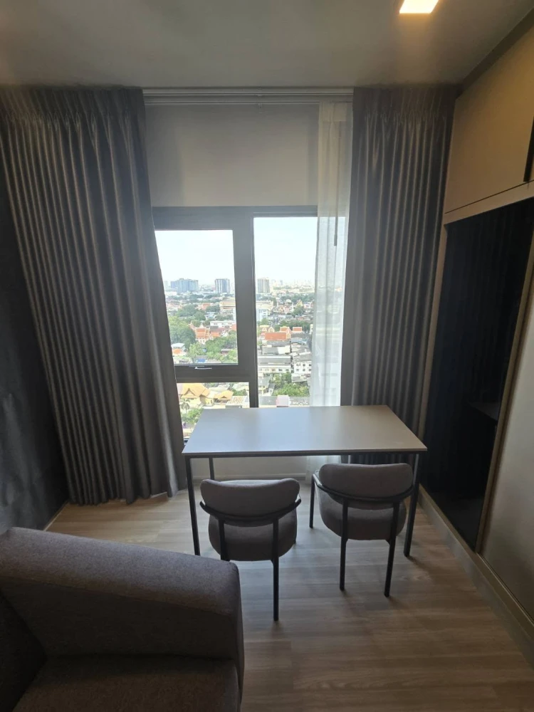 For rent: Quintara My'Den Phothinimith, ready to move in, fully furnished. Book now!