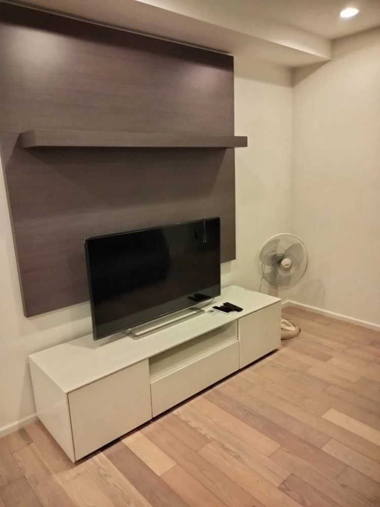 For rent!! Condo 15 Sukhumvit Residence, 12th floor, beautiful room, high floor, fully furnished, move in now!!