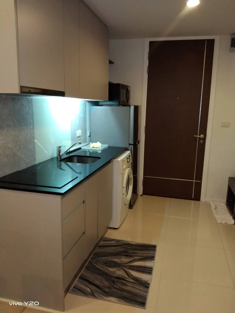 For rent!! Condo 15 Sukhumvit Residence, 12th floor, beautiful room, high floor, fully furnished, move in now!!
