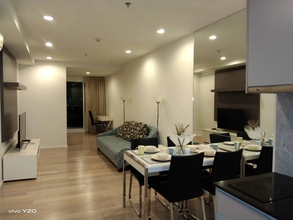 For rent!! Condo 15 Sukhumvit Residence, 12th floor, beautiful room, high floor, fully furnished, move in now!!