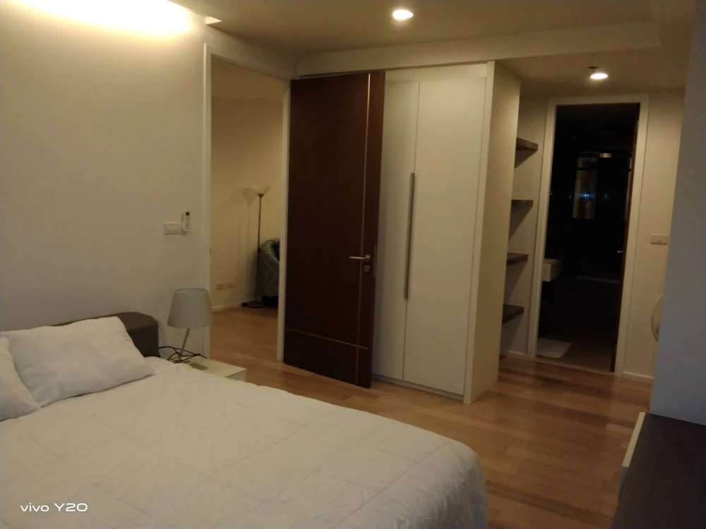 For rent!! Condo 15 Sukhumvit Residence, 12th floor, beautiful room, high floor, fully furnished, move in now!!