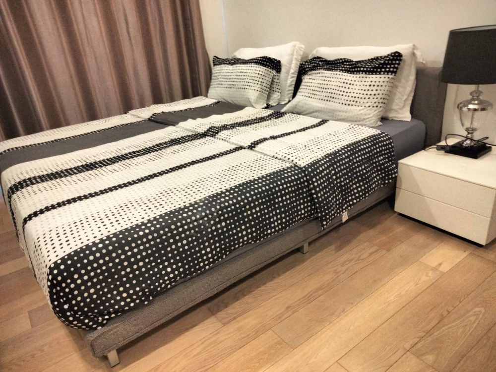 For rent!! Condo 15 Sukhumvit Residence, 7th floor, beautiful room, convenient transportation, ready to move in, don't miss it!!