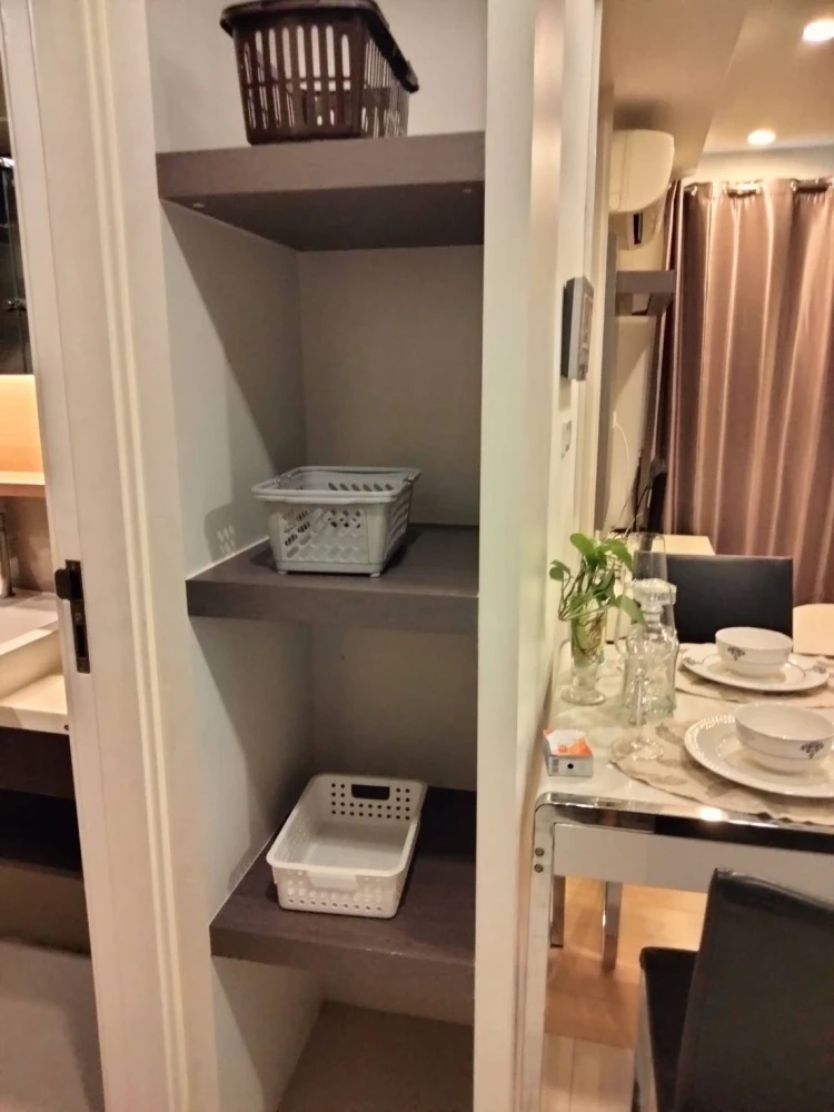 For rent!! Condo 15 Sukhumvit Residence, 7th floor, beautiful room, convenient transportation, ready to move in, don't miss it!!