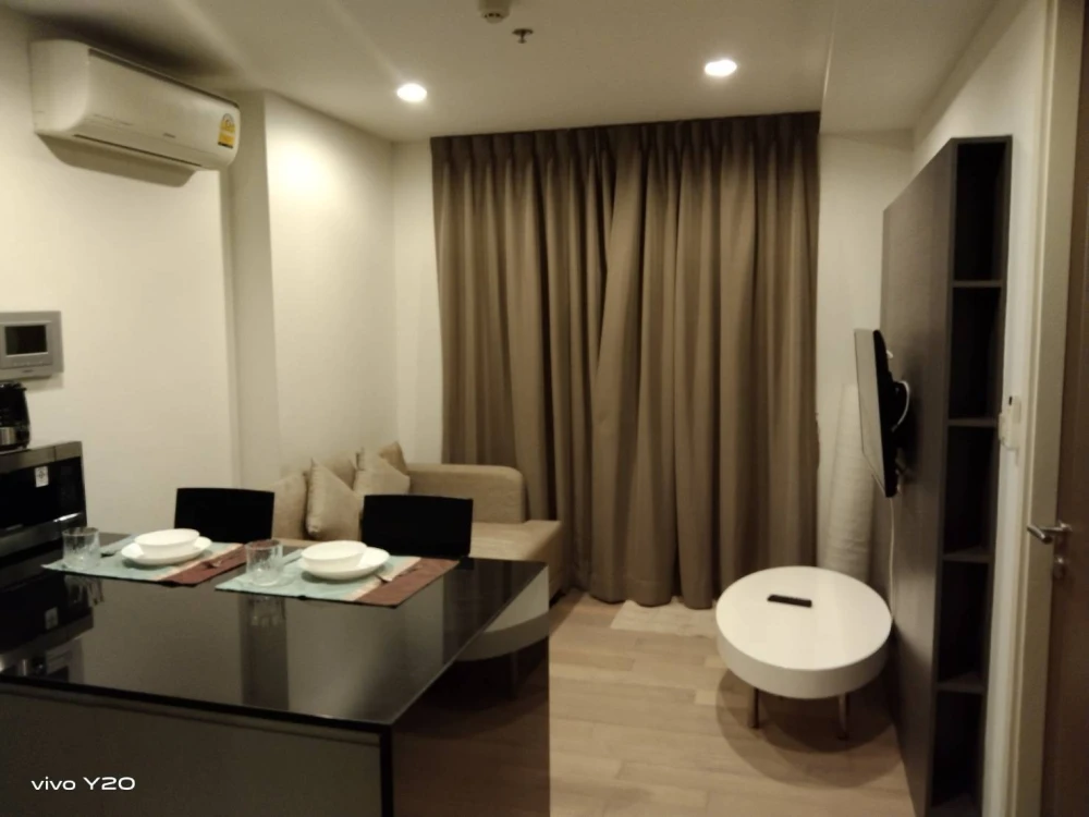 For rent!! Condo 15 Sukhumvit Residence, 8th floor, beautifully decorated, fully furnished, don't miss it, hurry up and book now!!