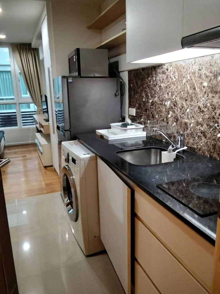Condo for rent 15 Sukhumvit Residences, beautiful room, ready to move in.