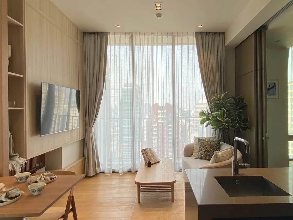 For rent!! Condo 28 Chidlom, 17th floor, The Villa building, fully furnished, ready to move in, hurry up and book now!!