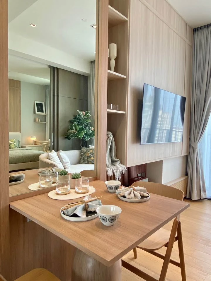 For rent!! Condo 28 Chidlom, 17th floor, The Villa building, fully furnished, ready to move in, hurry up and book now!!