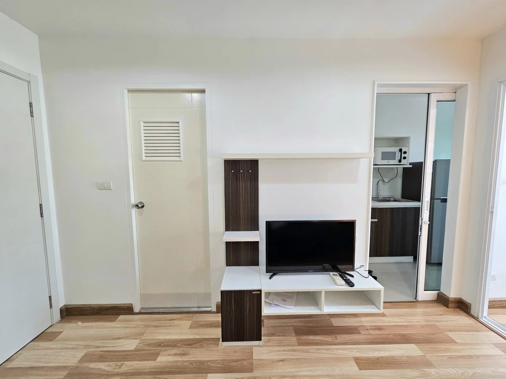 Condo for rent: A pool Condo Bangna, beautifully decorated room, complete facilities, if you don't book, you'll regret it.