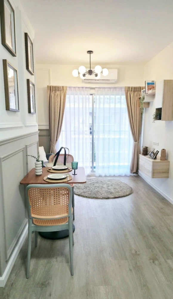Condo for rent, A Space Asoke-Ratchada. Nicely decorated unit with high-quality built-in furniture and complete appliances. Book now!