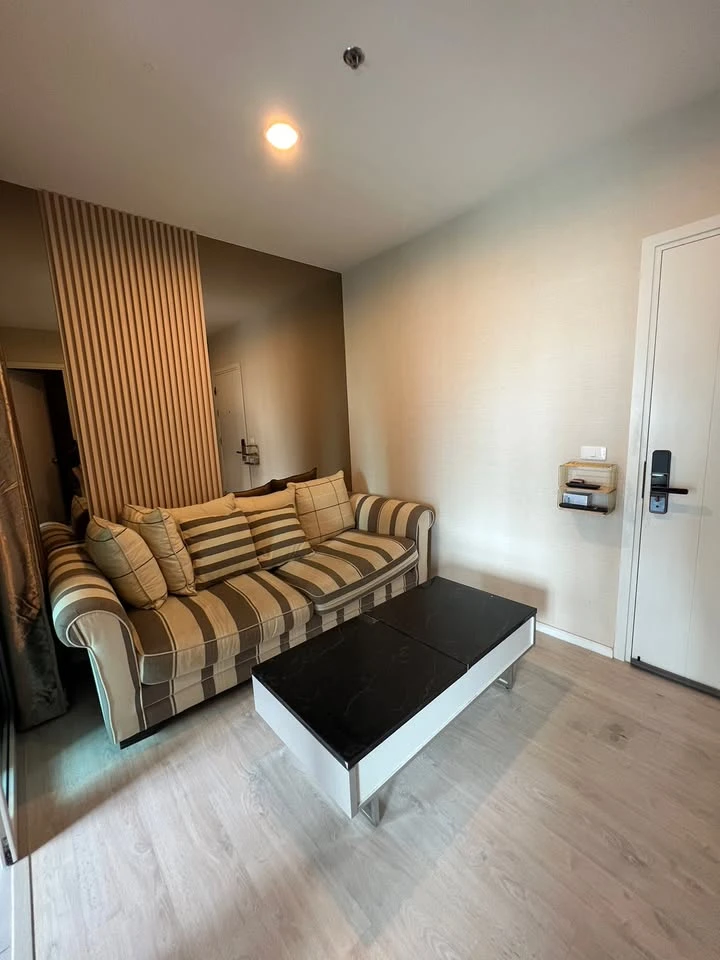 Condo for rent ASPIRE SATHORN THAPRA, 18th floor, clear view, beautiful Buit-In furniture, can't be booked anymore, hurry up.
