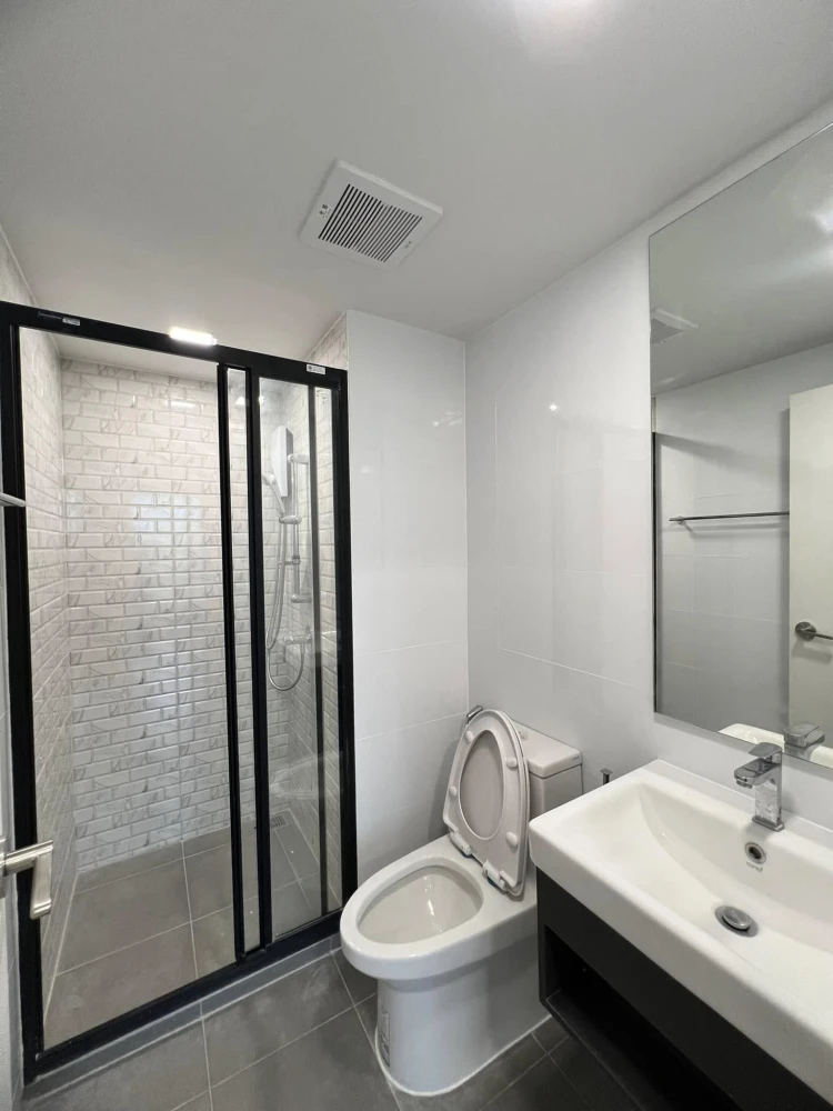 For rent: Condo Atmoz Kanaal Rangsit, a nice room, fully furnished + electrical appliances ready, book now before you miss out!!