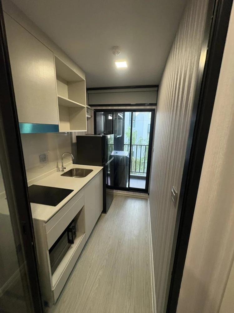 For rent: Condo Atmoz Oasis Onnut, ready to move in, reasonable price, complete in one place, hurry up and reserve now, don't wait.