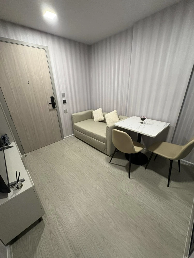 For rent: Condo Atmoz Oasis Onnut, ready to move in, reasonable price, complete in one place, hurry up and reserve now, don't wait.