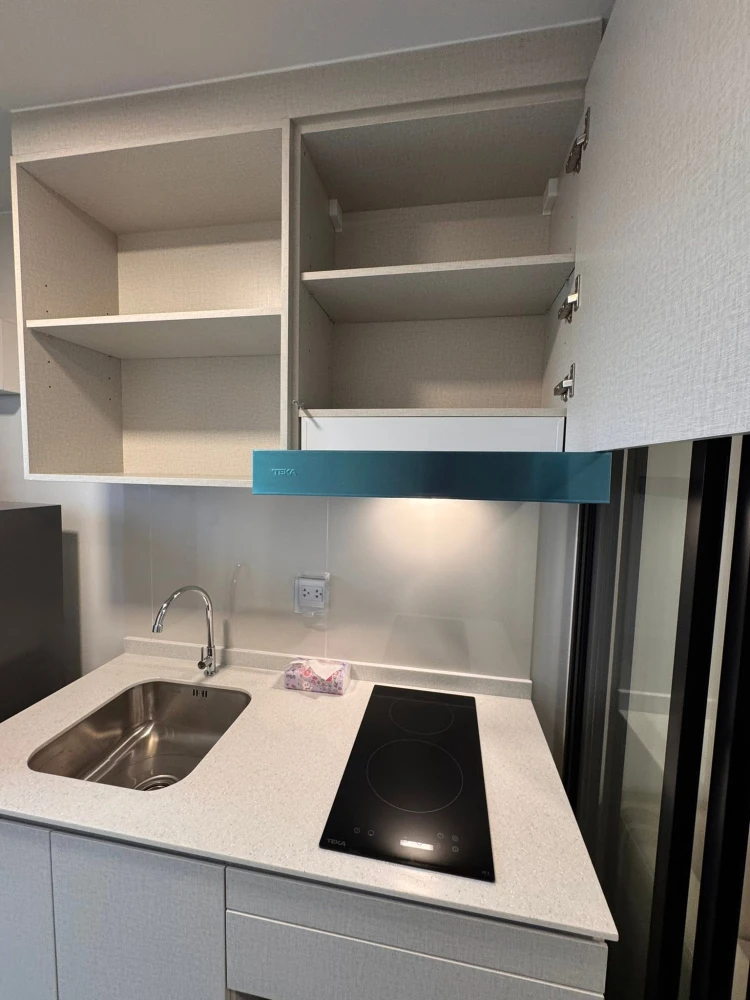 For rent: Atmoz Oasis On Nut condo, 1 bedroom exclusive unit, fully furnished. Book now, don't wait!