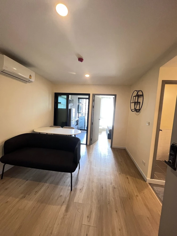 For rent: Condo Attitude bu, ready to move in, complete with amenities. Book now before you miss out!!