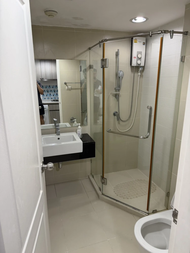 Condo for rent: Belle Grand Rama 9, 16th floor, Jodfair view, separated room. Fully decorated If you don't reserve, you'll miss a lot.