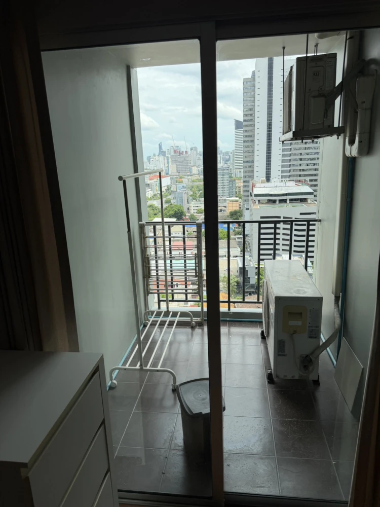 Condo for rent: Belle Grand Rama 9, 16th floor, Jodfair view, separated room. Fully decorated If you don't reserve, you'll miss a lot.