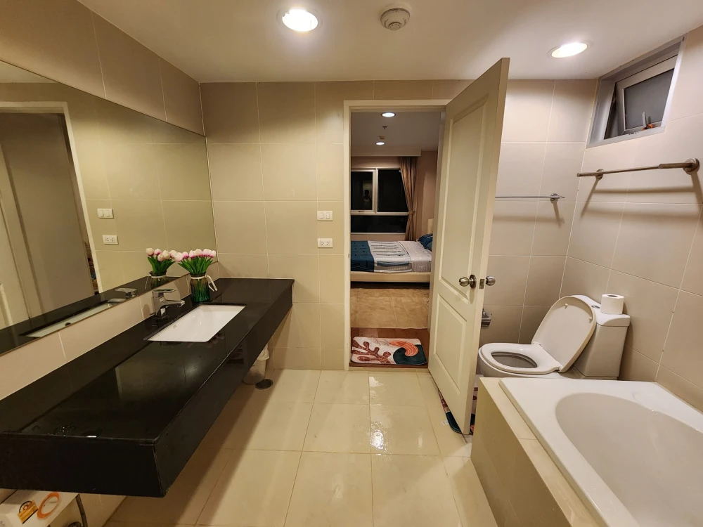 ให้เช่า คอนโด Belle Grand พระราม9 ห้องกว้างขวาง พื้นที่ใช้สอยเยอะ ราคาจับต้องได้ รีบจองเลย