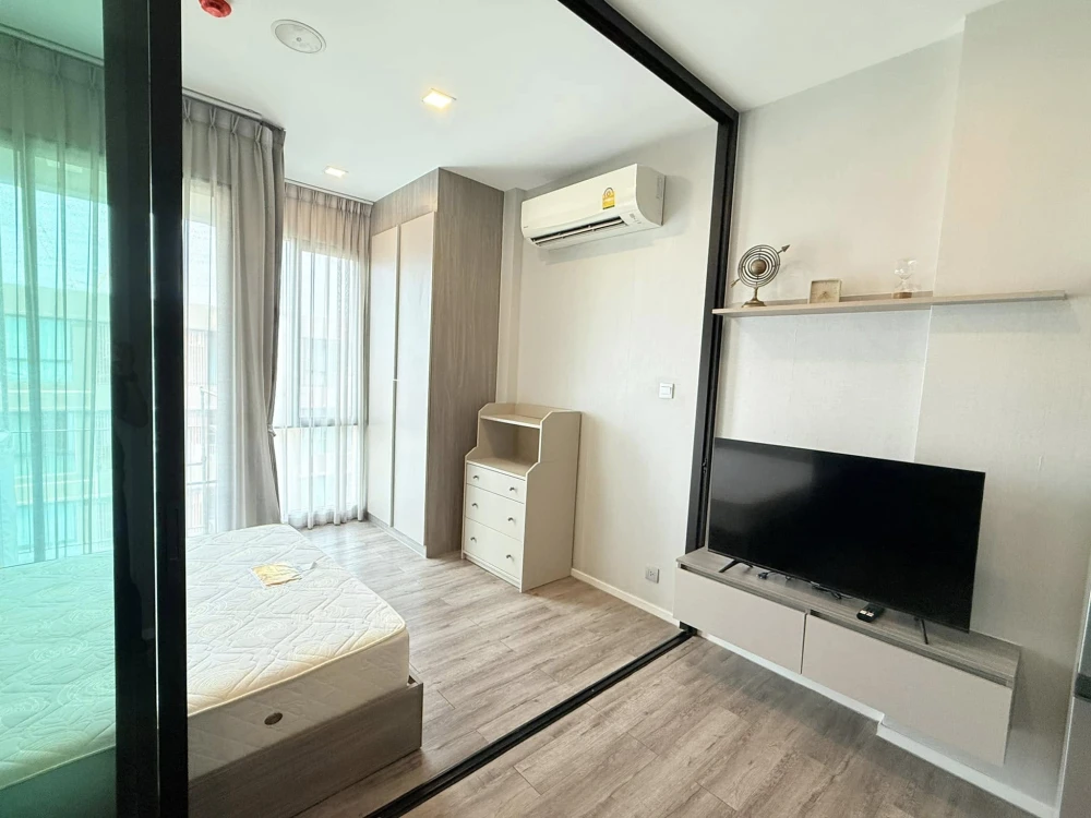 Condo for rent: Brown Condo Ratchada 32, nice room, nice wallpaper, reasonable price, book now.