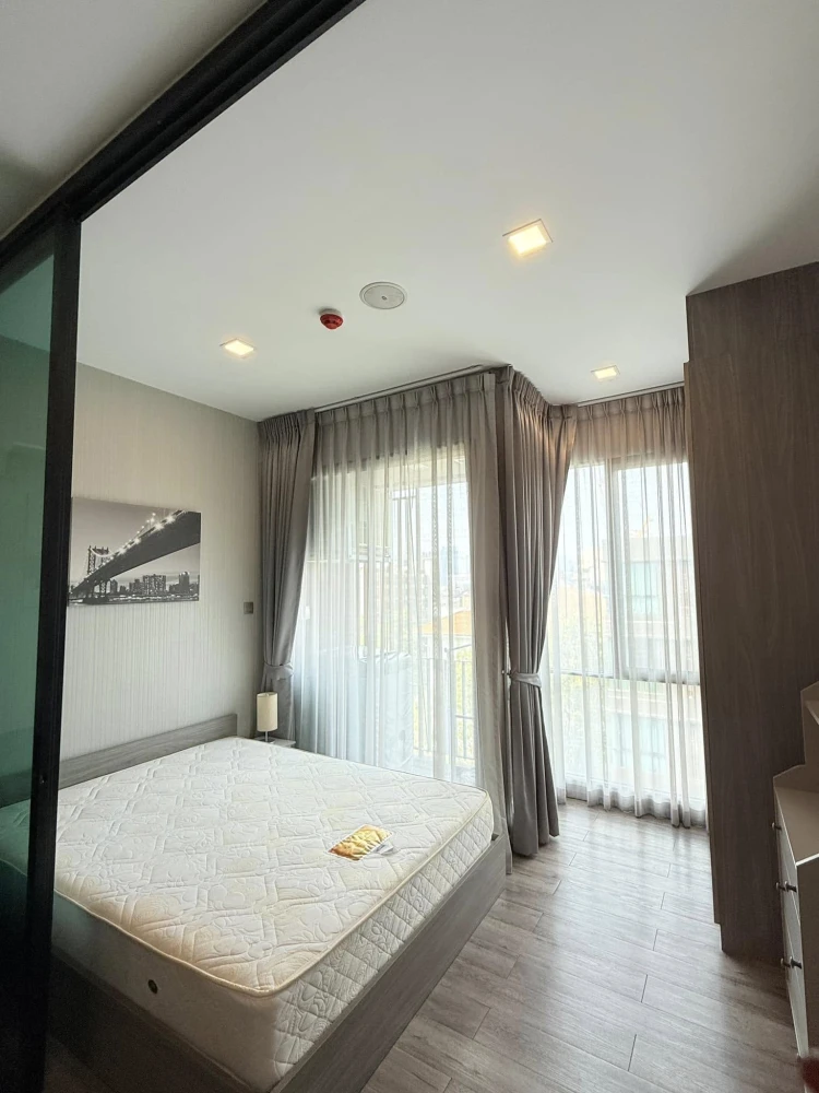 Condo for rent: Brown Condo Ratchada 32, nice room, nice wallpaper, reasonable price, book now.