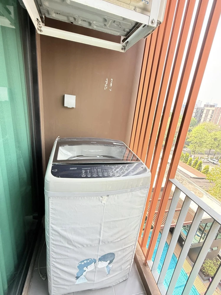Condo for rent: Brown Condo Ratchada 32, nice room, nice wallpaper, reasonable price, book now.