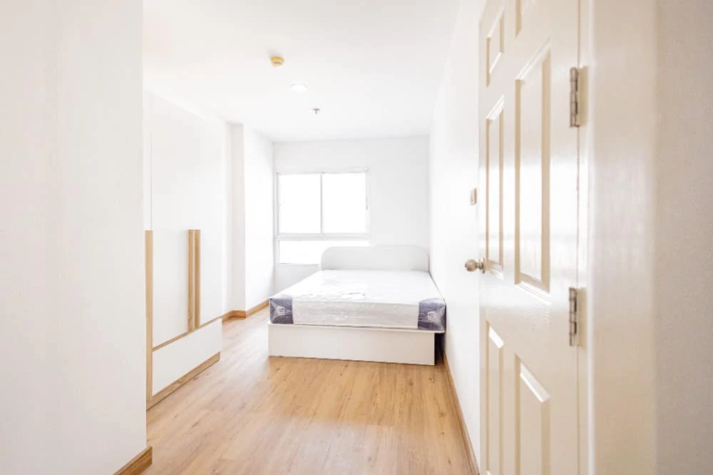 Condo for rent, BTS Residence, spacious room, comes with usable space. If you don't reserve, you'll regret it.