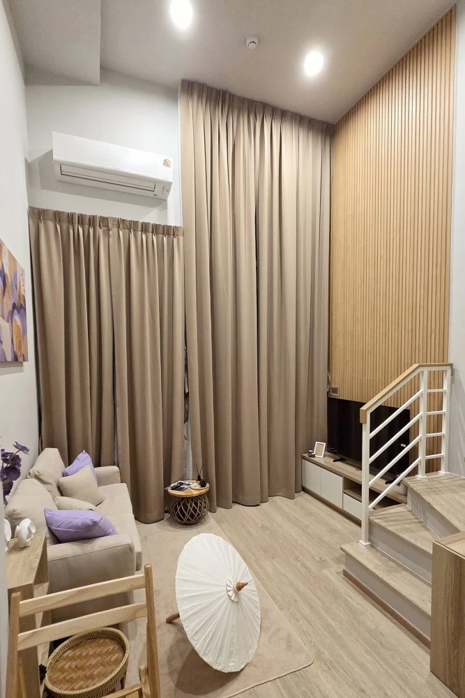 For rent: Culture Chula Condo, 1-bedroom duplex unit, corner lot, very private, 20th floor, high floor, unblocked view, no outside noise. Book now!