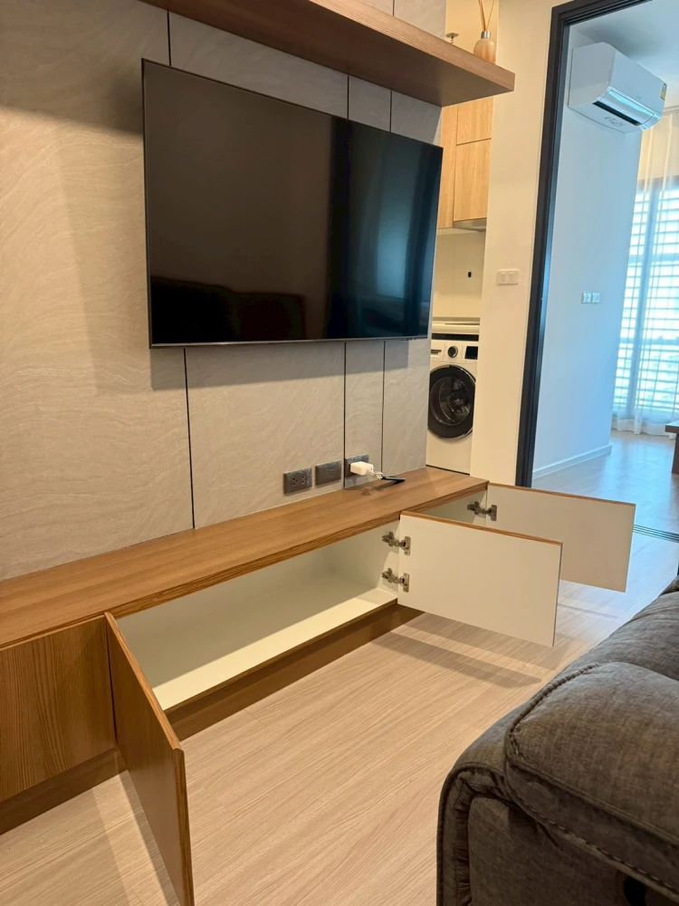 Condo for rent, Denim Jatujak. Nicely furnished with high-quality built-in features. Amazing price! Book today! Don't miss out!
