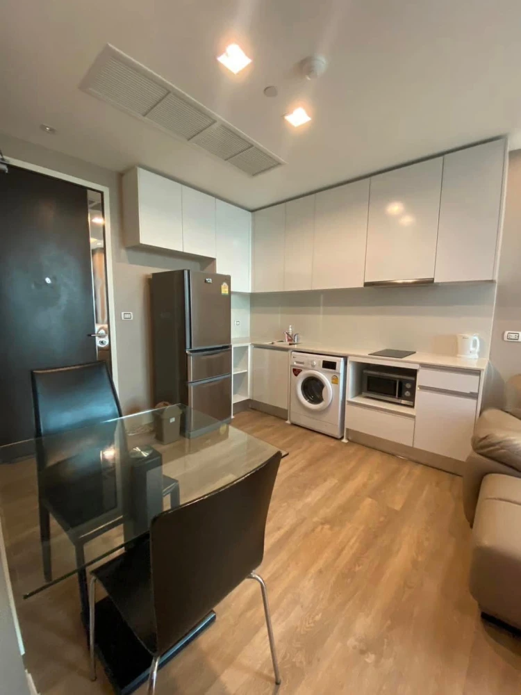 Condo for rent: Equinox Phahon-Vibha, large room, ready to move in, comes with usable space, I must say you can't miss it.