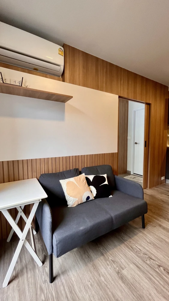 Condo for rent, Flexi Sathorn - Charoen Nakhon, spacious room, comfortable, with well-decorated built-in furniture. Book now before you miss out!!!