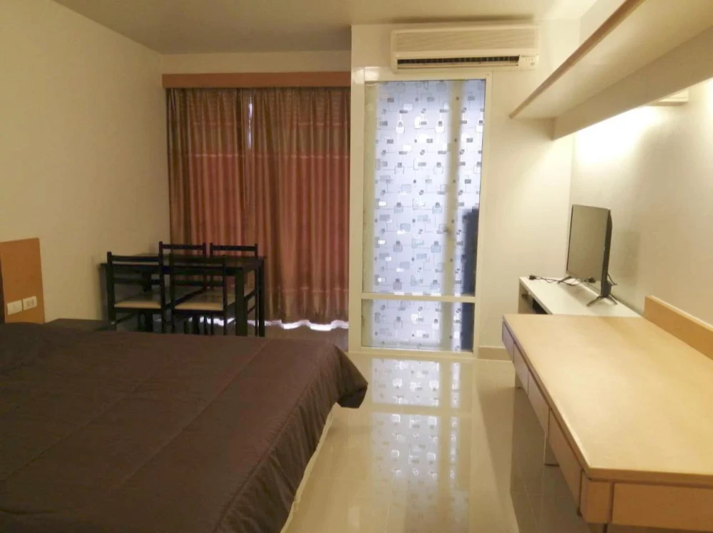 Condo for rent I-house Rama9-Ekama, studio room, 3rd floor, comes with complete facilities, hurry and book now.