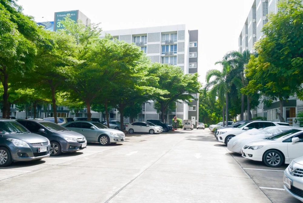 Condo for rent I-house Rama9-Ekama, studio room, 3rd floor, comes with complete facilities, hurry and book now.