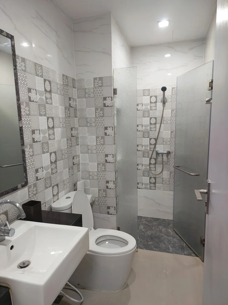 Condo for rent: IDEO BluCove Sukhumvit. Beautifully decorated in a sweet vintage style. Enjoy the BTS view and cool breeze. Book now!