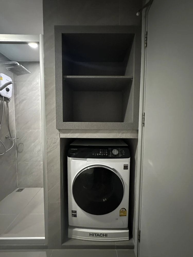 Condo for rent: IDEO Chula–Samyan. Beautifully decorated room with excellent built-in furniture. Everything you need in one place. Just bring your bag