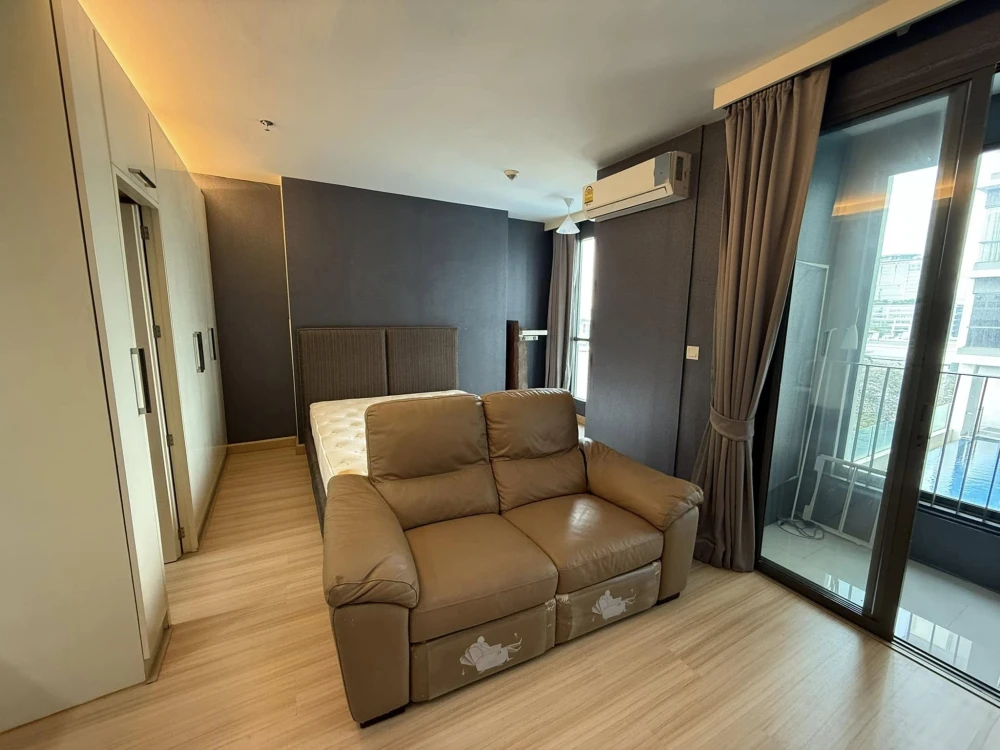 For rent: Condo Ideo Mobi Phayathai, ready to move in, fully furnished, just bring your own luggage and move in.