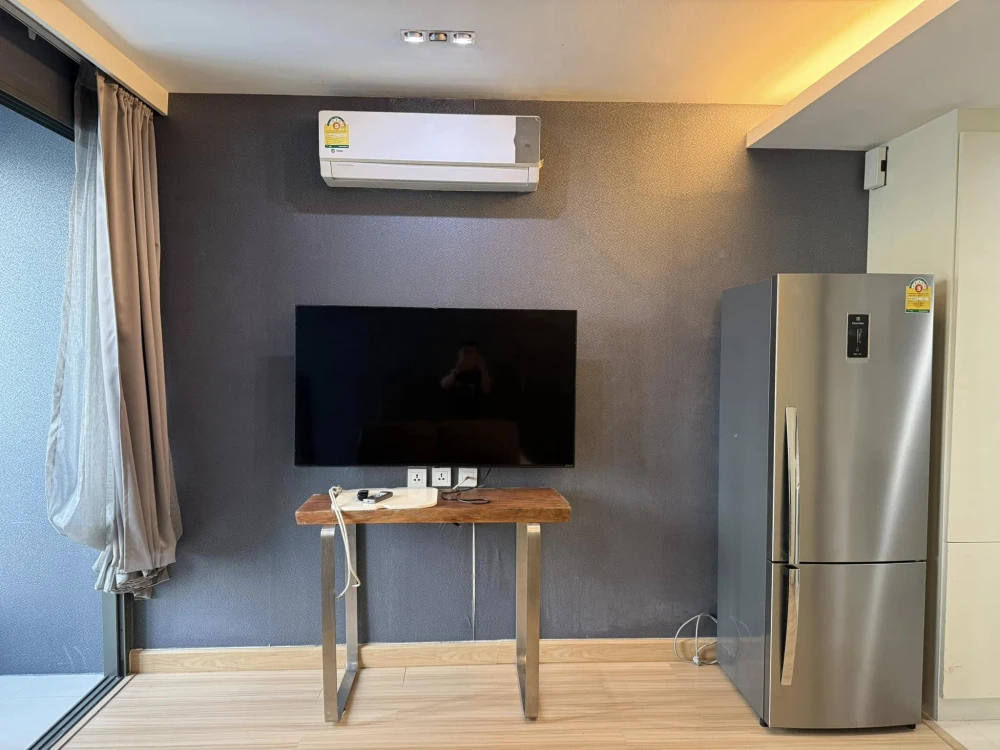 For rent: Condo Ideo Mobi Phayathai, ready to move in, fully furnished, just bring your own luggage and move in.
