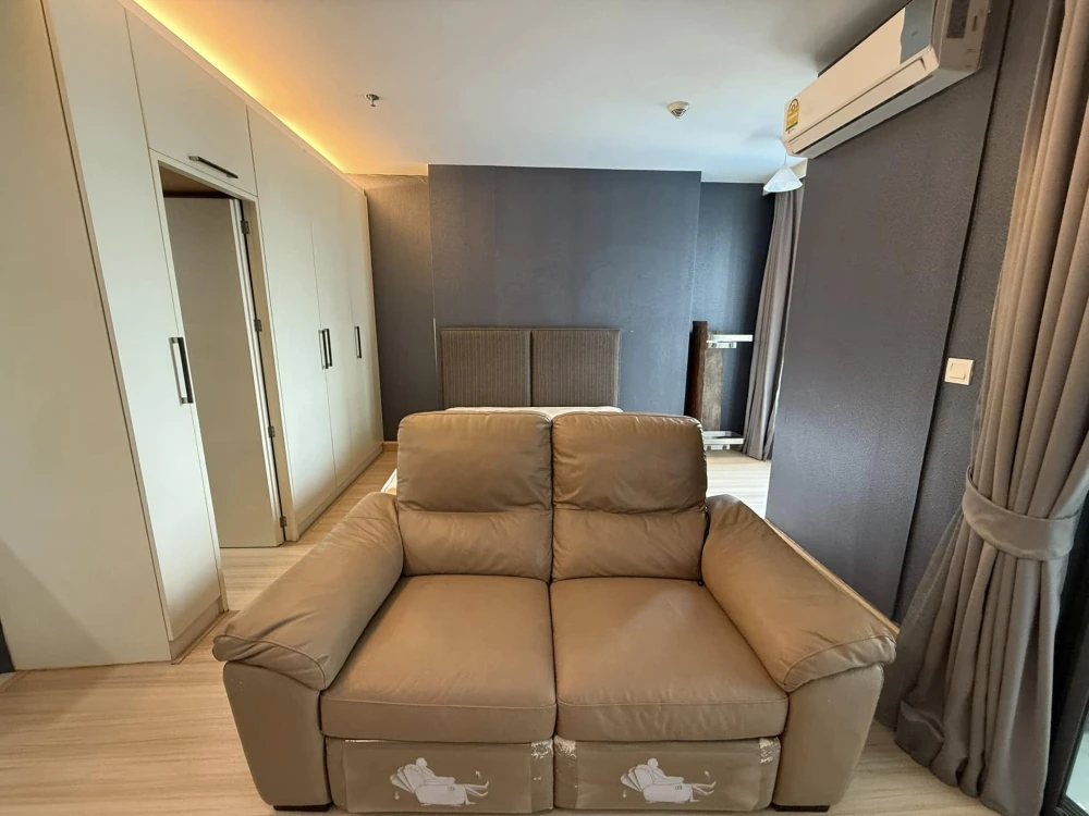 For rent: Condo Ideo Mobi Phayathai, ready to move in, fully furnished, just bring your own luggage and move in.