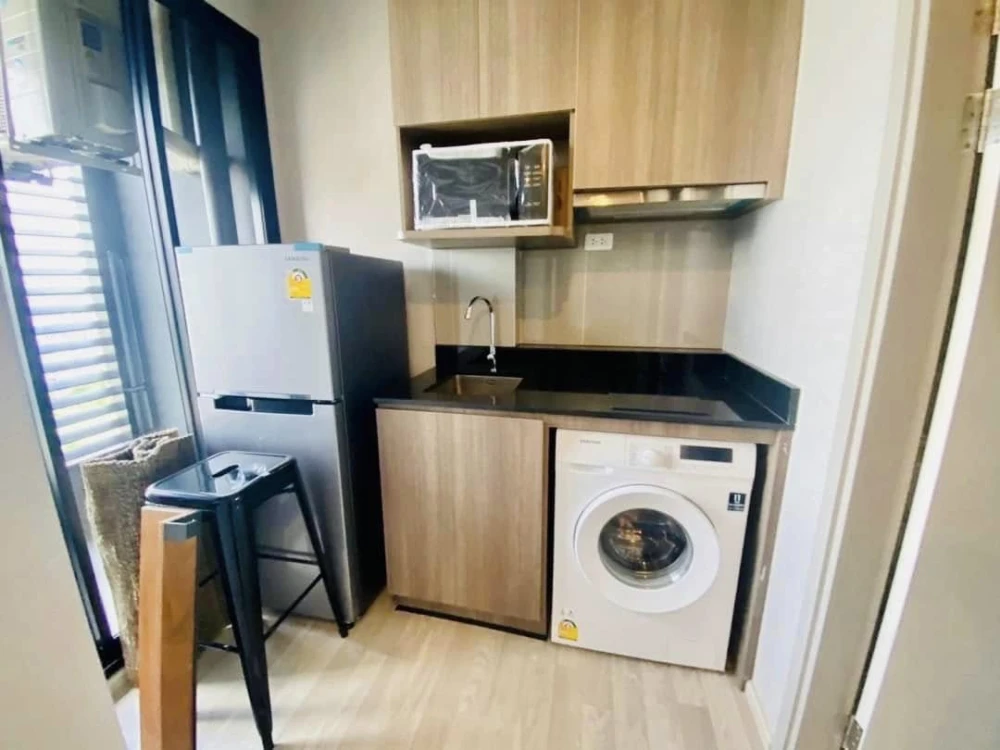 Condo for rent, IDEO MOBI Sukhumvit Eastpoint, 28th floor, city view, fully furnished, ready to move in, book now.