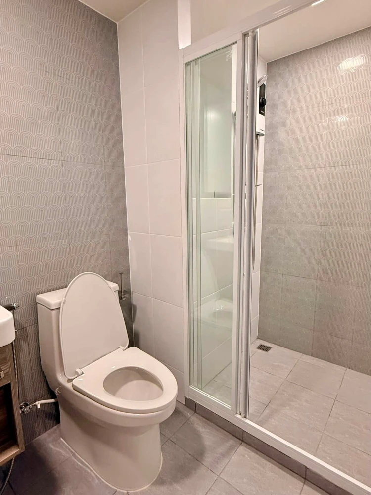 For rent: Kave Luminous Bangmod One Bedroom Exclusive condo, 4th floor, fully furnished. Book now!