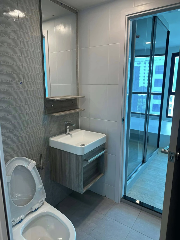 Condo for rent: KAVE LUMINOUS Bangmod, 1 Bedroom Exclusive, 7th floor, overlooking the common area. Convenient and fully equipped. Book now!