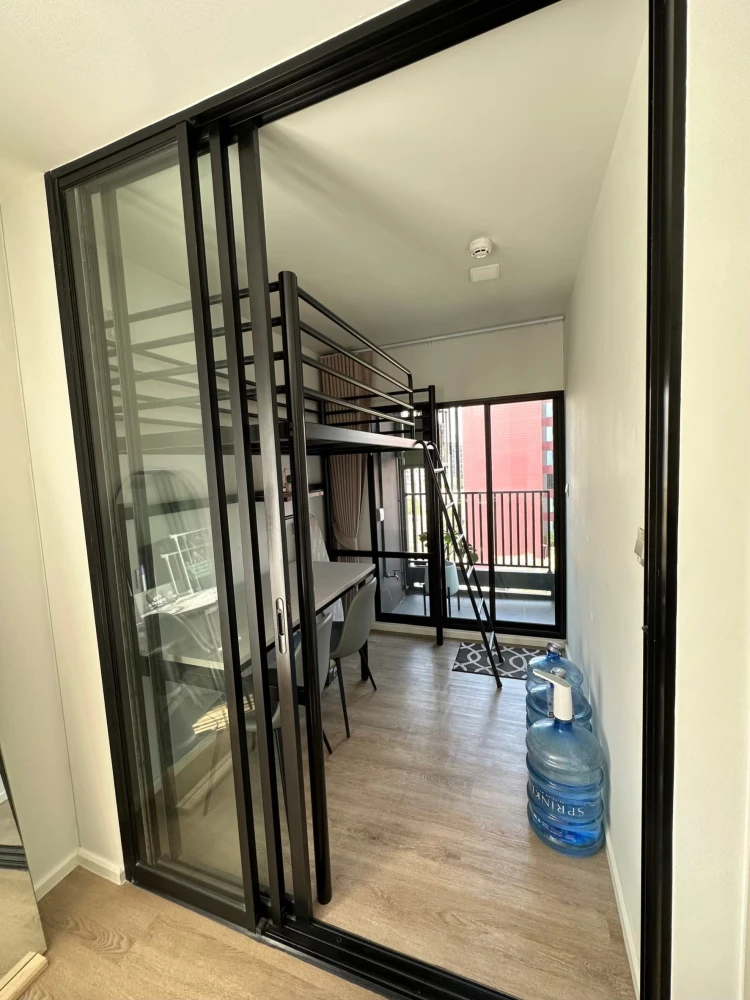 KAVE TU condo for rent, large room, decorated in minimal style, corner room with privacy Let me tell you that it's very nice to live in.