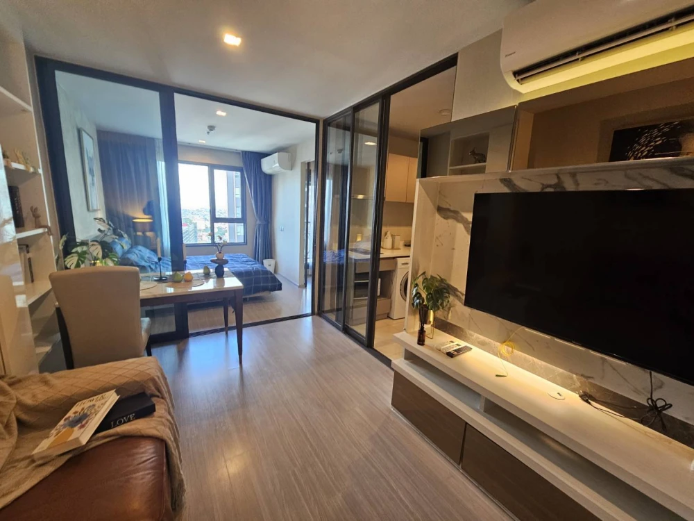 Condo for rent, Life Ladprao, beautiful room, built-in, full, not powerful price, high floor, great view, hurry to reserve