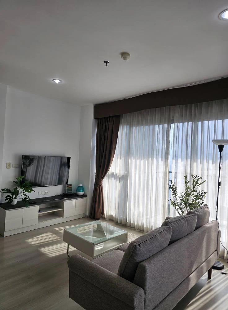 Condo for rent: Life Ratchadapisek, ready to move in, furnished, spacious and comfortable room, hurry and book now before you miss out!!