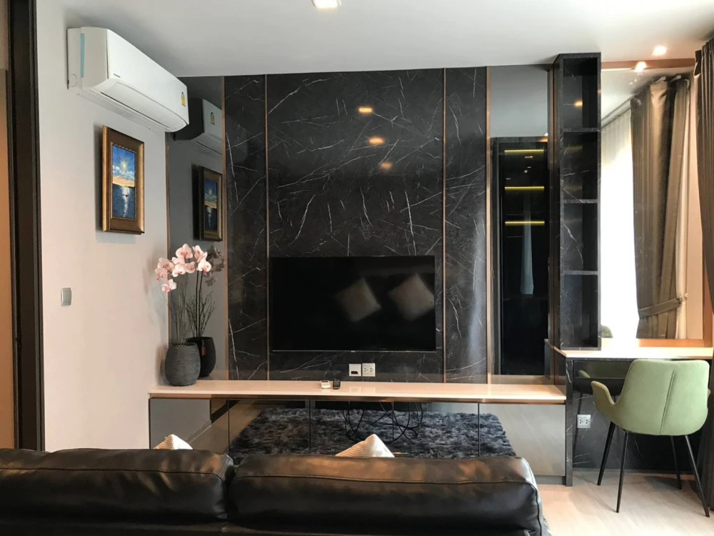 Condo for rent Life Asoke-Rama 9, nice decorated room, super price, 26th floor, high view, good like this, must book
