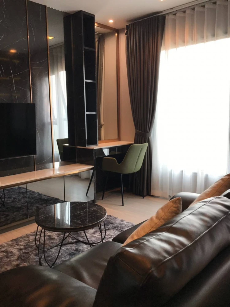 Condo for rent Life Asoke-Rama 9, nice decorated room, super price, 26th floor, high view, good like this, must book