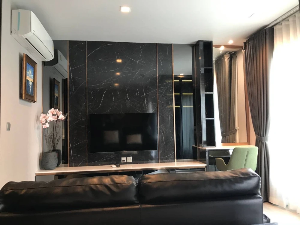 Condo for rent Life Asoke-Rama 9, nice decorated room, super price, 26th floor, high view, good like this, must book