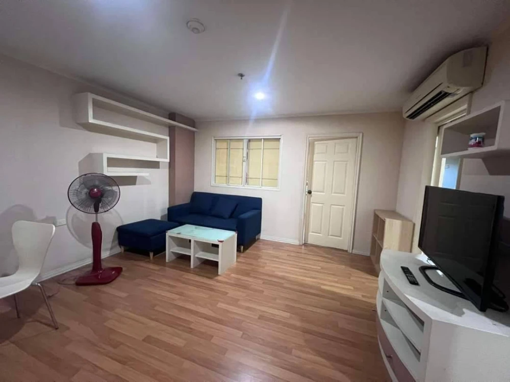 Condo for rent, Lumpini Place Rama 3 - Riverview. Spacious and comfortable unit with ample living space. Convenient and fully equipped. Book now!