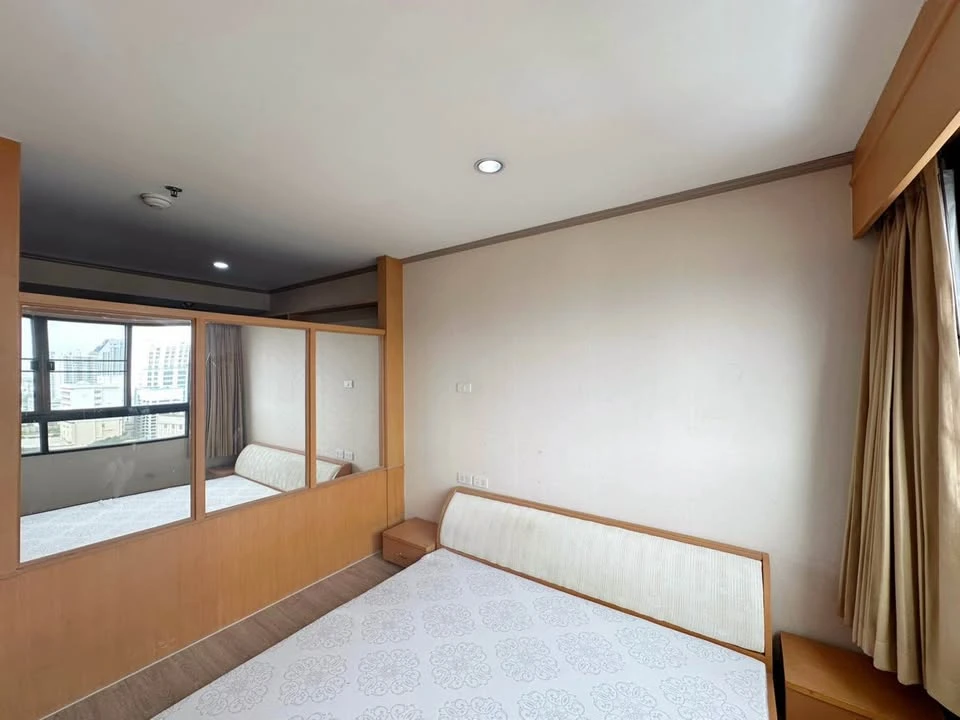 Condo for rent: Lumpini Ville Phahonyothin-Suthisan, high floor, nice room, fully furnished, hurry and reserve now+++